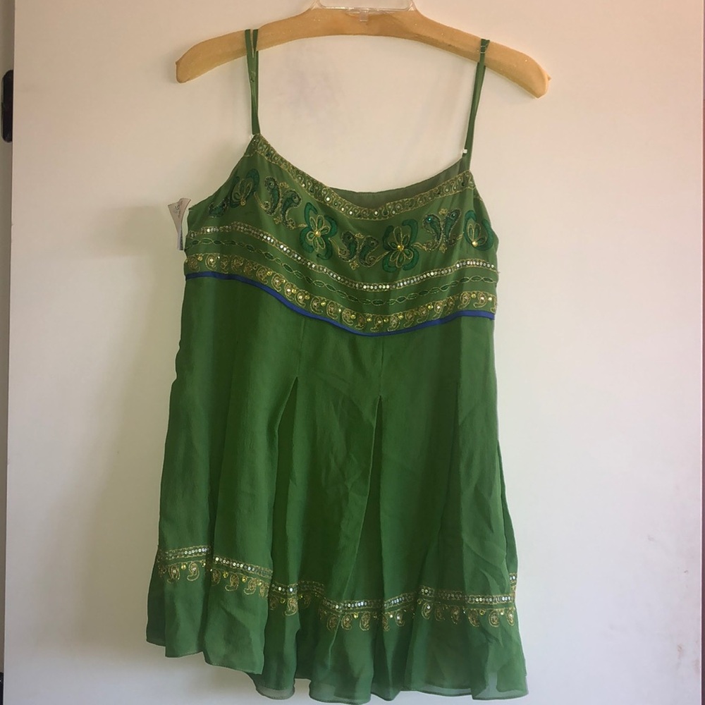 COPY - Green flowy top